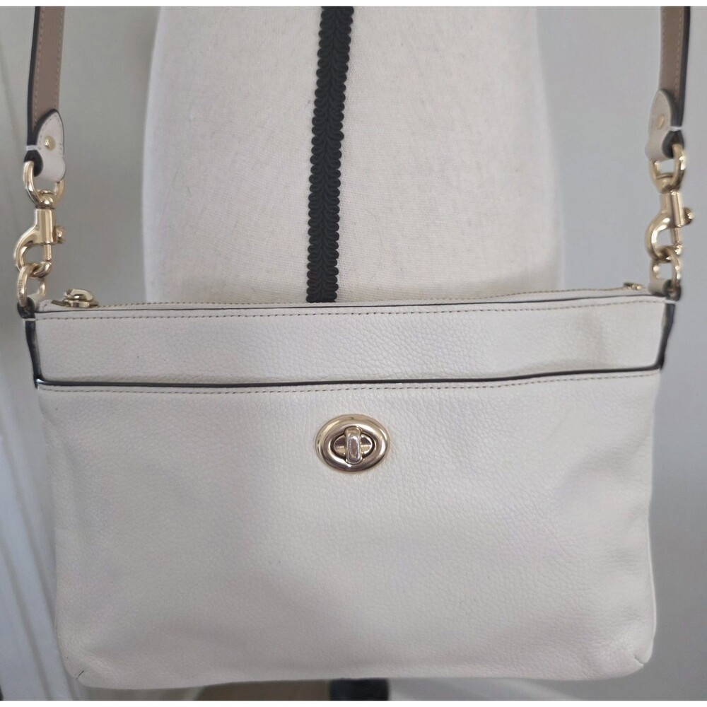 Rare COACH Polly Chalk White Pebbled Leather Crossbody Clutch Bag Purse VguC